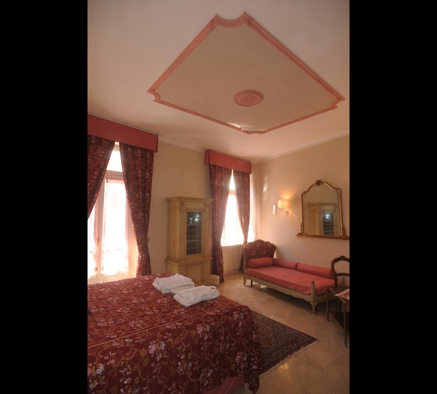 Relais Al Bel San Domenico Bed & Breakfast Alba  Bilik gambar