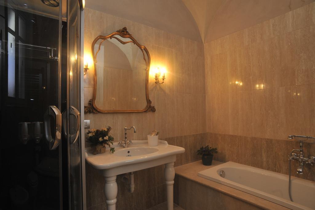 Relais Al Bel San Domenico Bed & Breakfast Alba  Bilik gambar